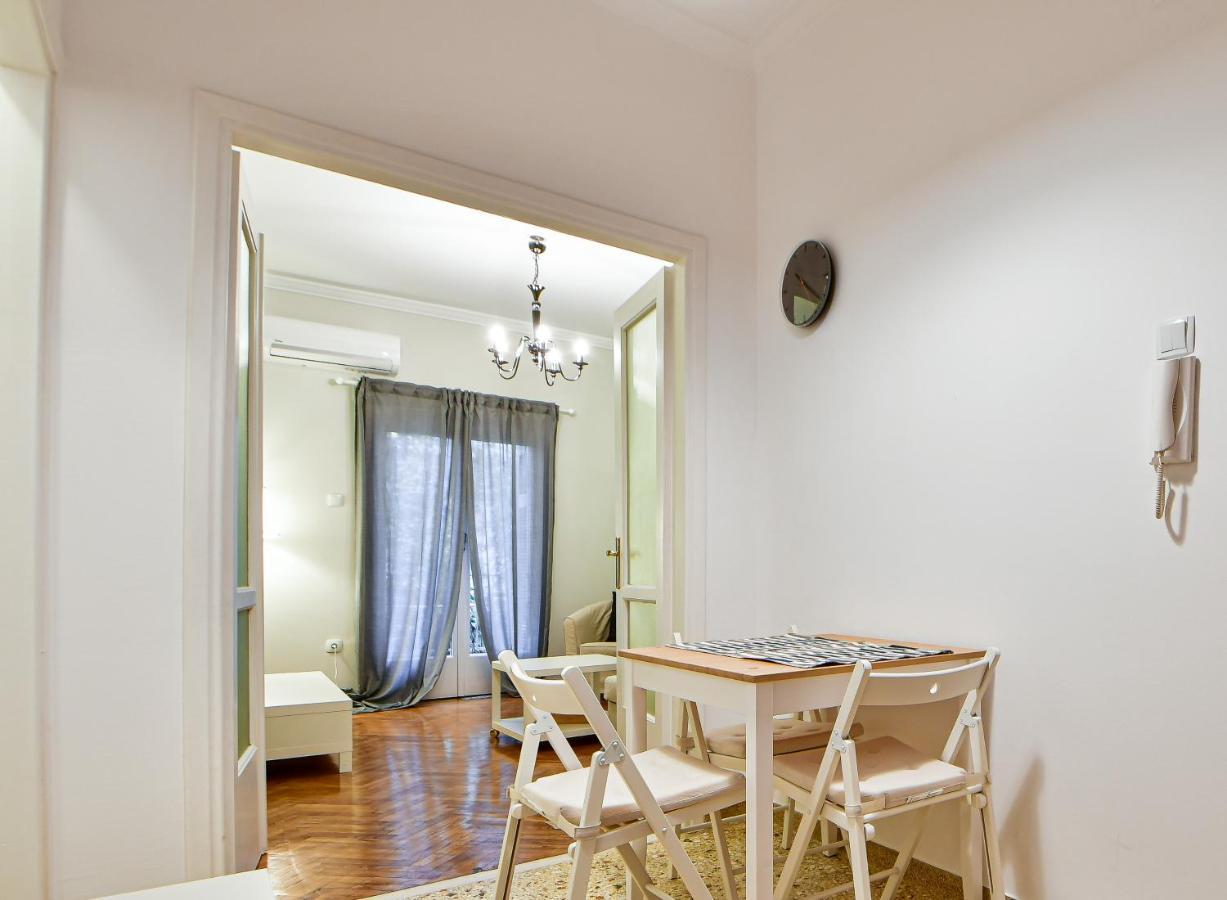 Thiras Lovely Apartment By Zain アテネ エクステリア 写真