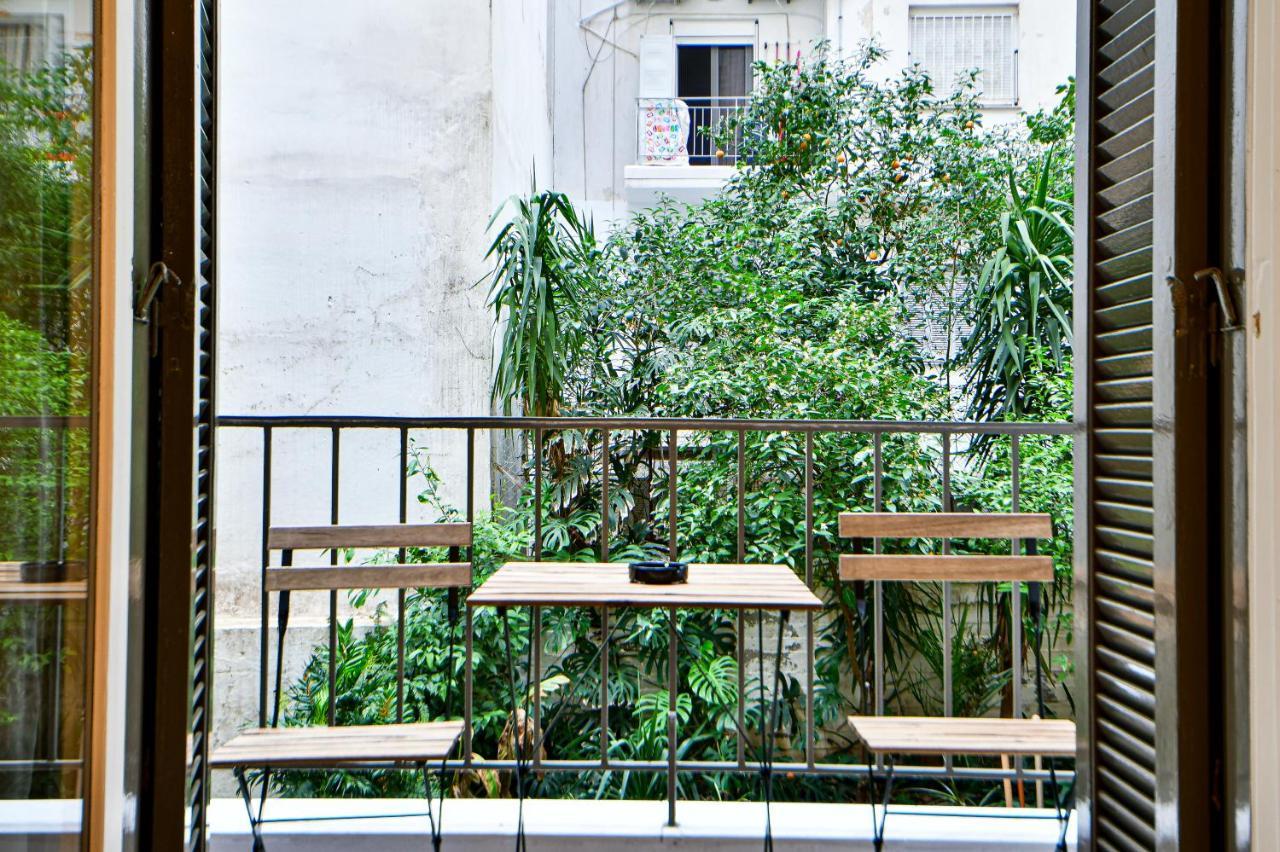 Thiras Lovely Apartment By Zain アテネ エクステリア 写真