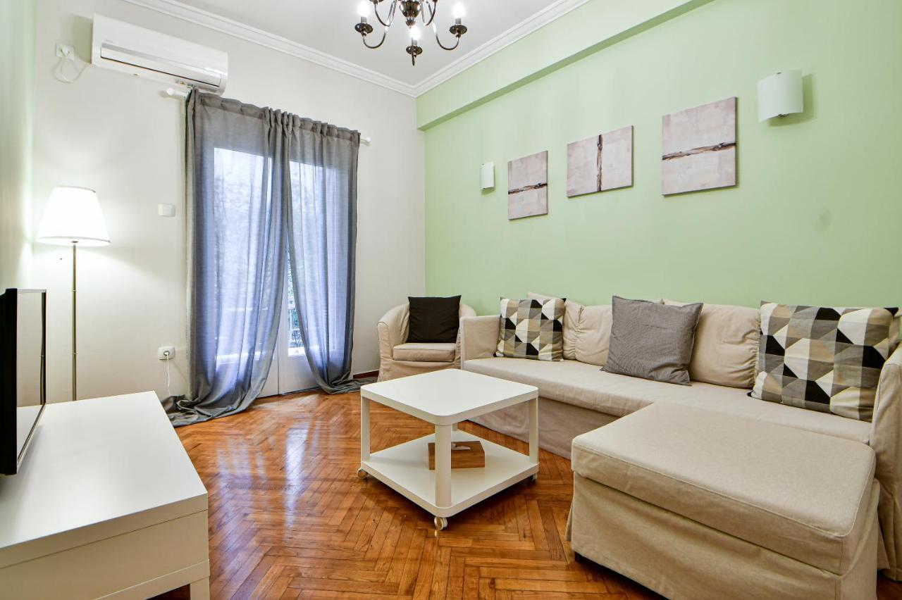 Thiras Lovely Apartment By Zain アテネ エクステリア 写真